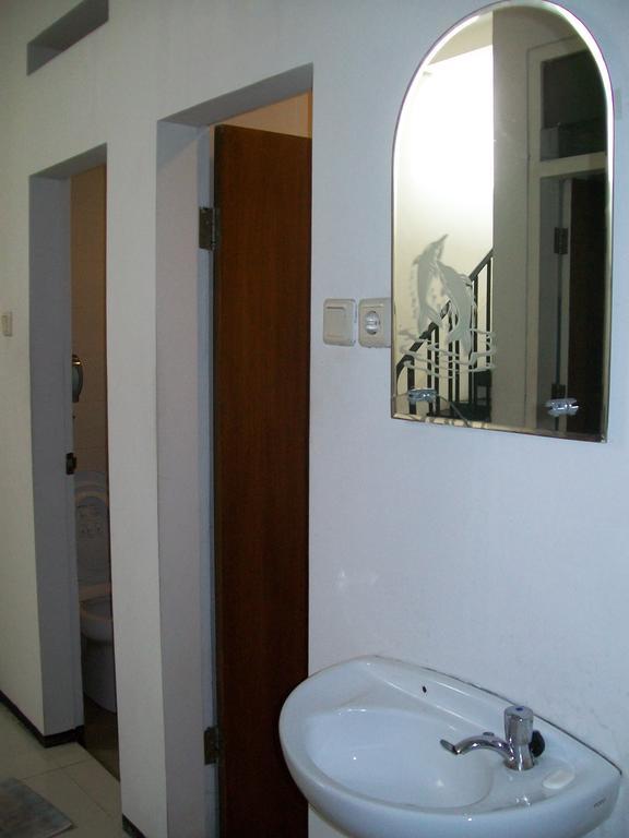 Krowi Inn 수라바야 객실 사진