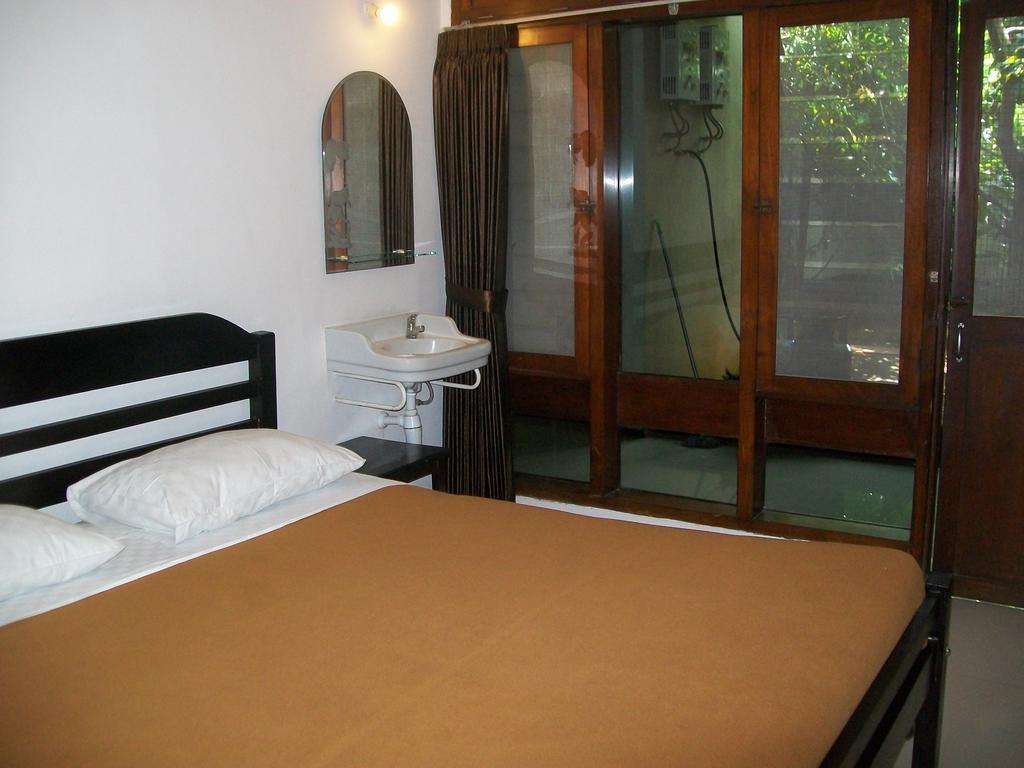 Krowi Inn 수라바야 객실 사진